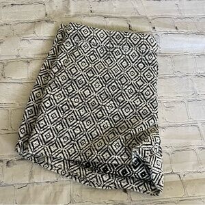 Banana Republic Black and White Geometric Shorts